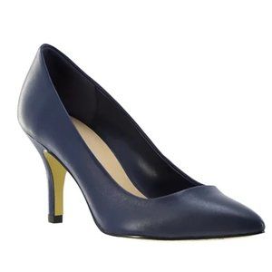 Bella Vita "Define" Leather Pumps (Navy Blue) Size 11 WW